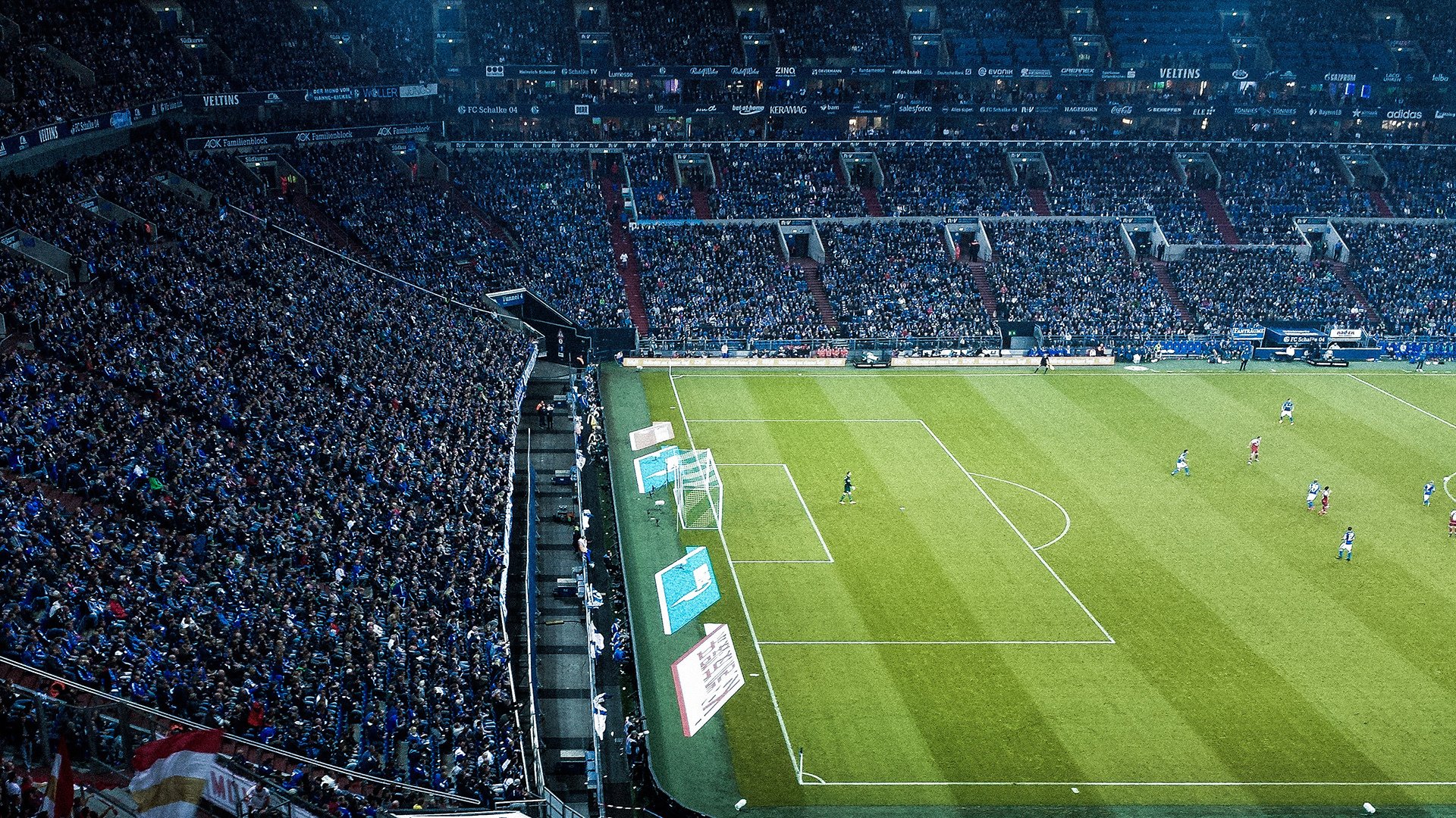 评论员指出中超联赛存在的问题，中超评球