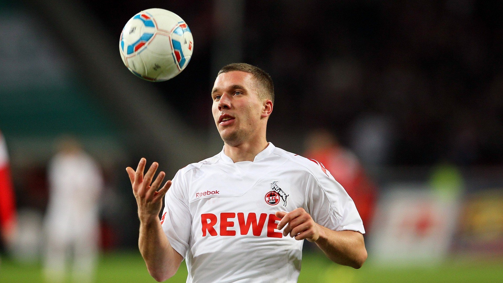 赛事间谍：练习中的秘密战术